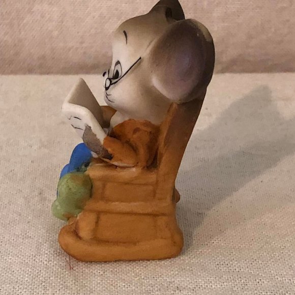 Vintage Ceramic Grandma & Grandpa Mouse Figurines - Picture 3 of 10